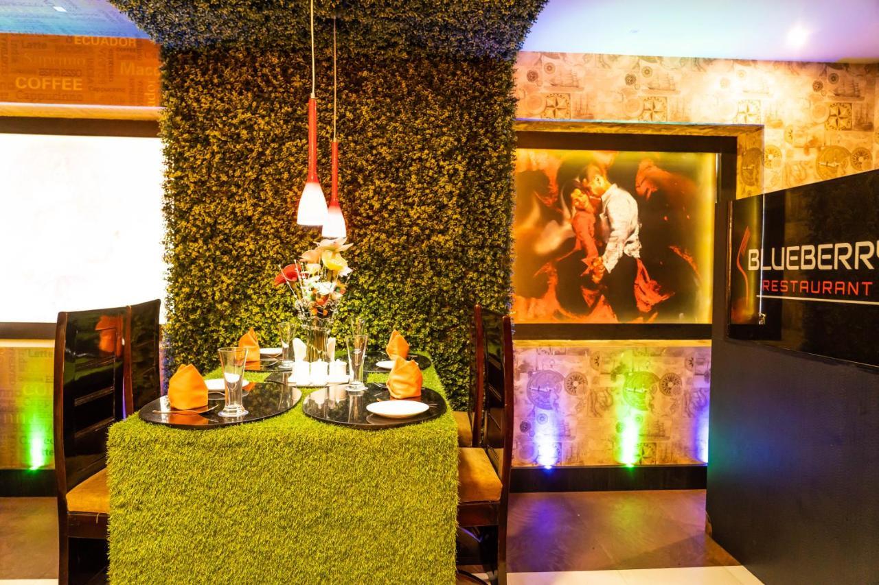 Hotel Bnson Blue Cuttack Zewnętrze zdjęcie